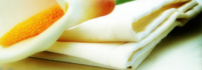 tablecloths, sheets and towels for laundry, hotel and catering industries.